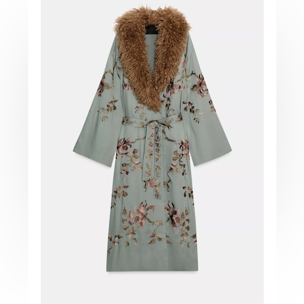 FAUX FUR COLLAR KIMONO ZW COLLECTION LIMITED - Picture 2 of 3